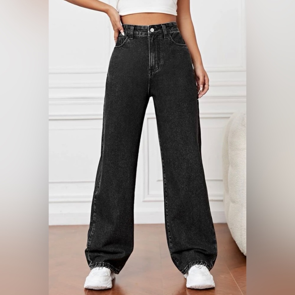 Black boyfriend jeans